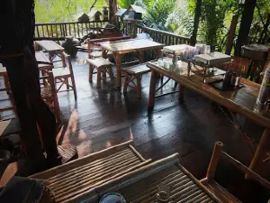 Taman Kelip-Kelip Min House Camp