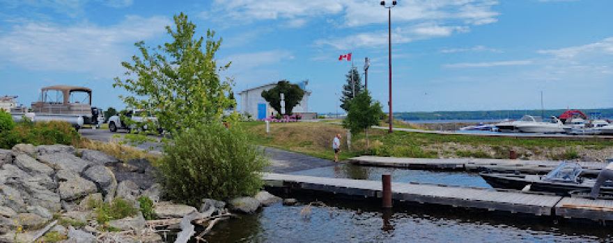 Waterfront Boardwalk Trail