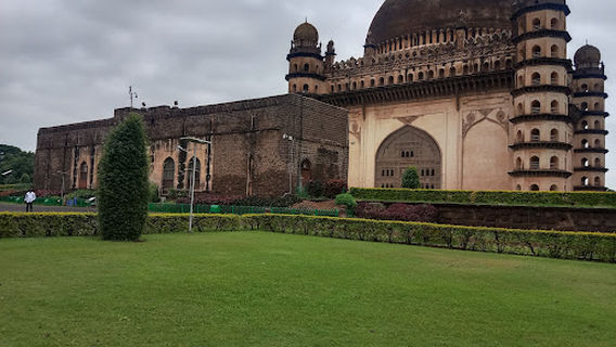 Khanderajuri