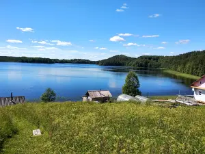 Arkhitekturnyy Park "Kenozerskiye Biryul'ki"
