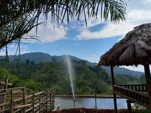 Puncak Bersemi