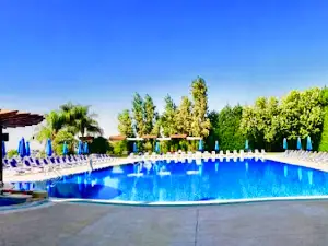 Waterland Hotel & Resort
