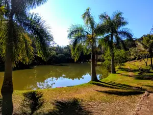 Aui Maue park