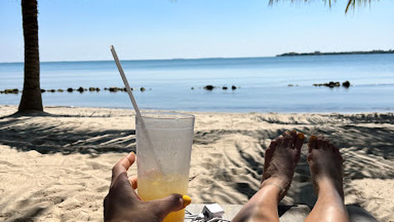 Placencia Beach club