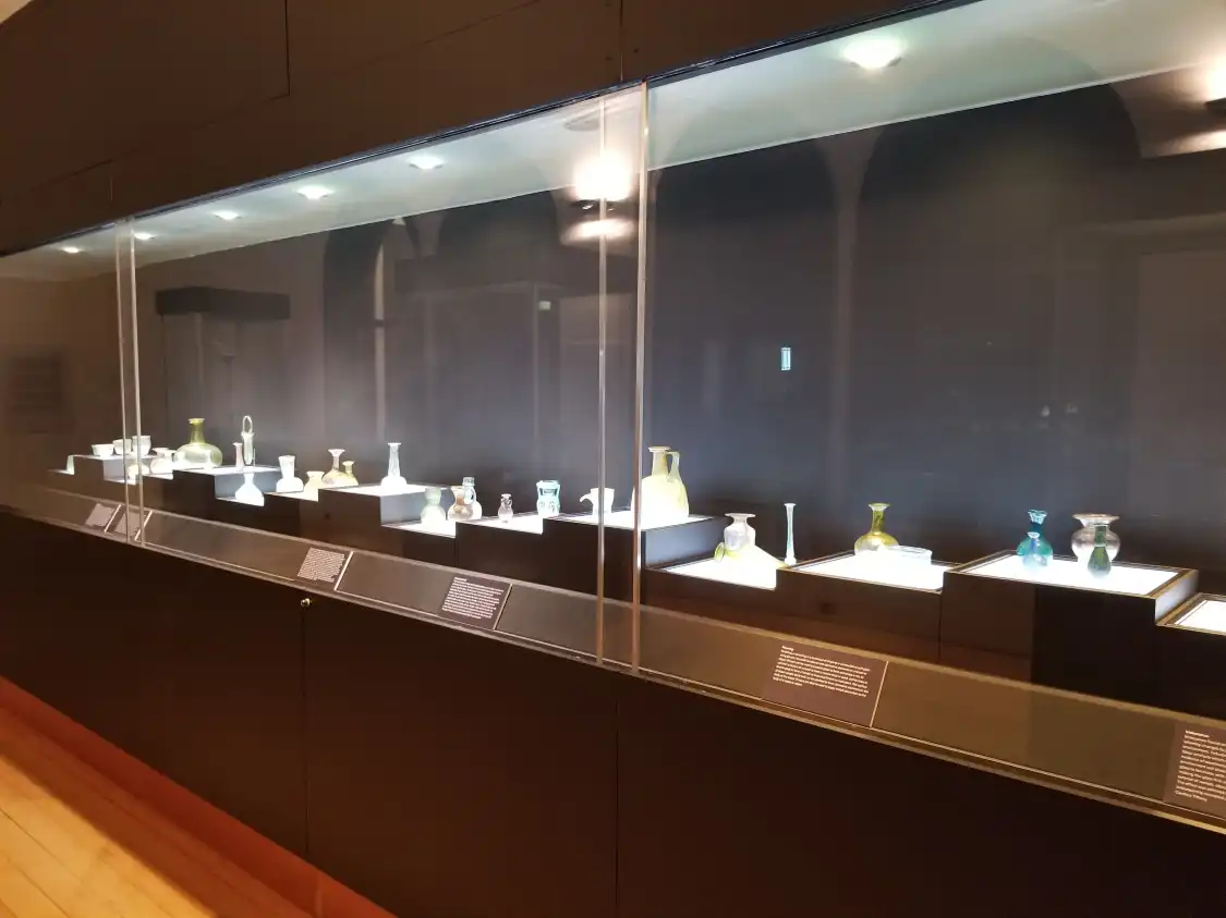 Các khách sạn gần Ian Potter Museum of Art