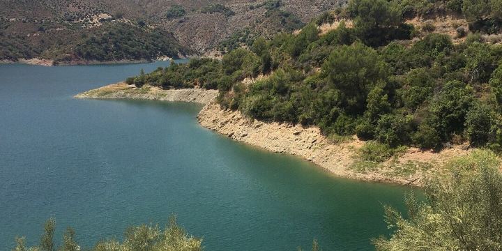 Lagoland Mountain Lake Center