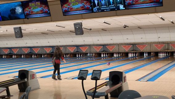 The Ashwaubenon Bowling Alley