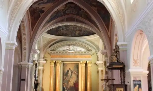 班斯卡－什佳夫尼察酒店