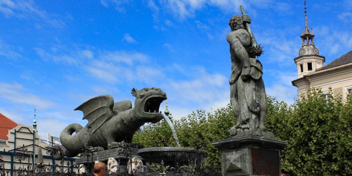 Lindwurmbrunnen