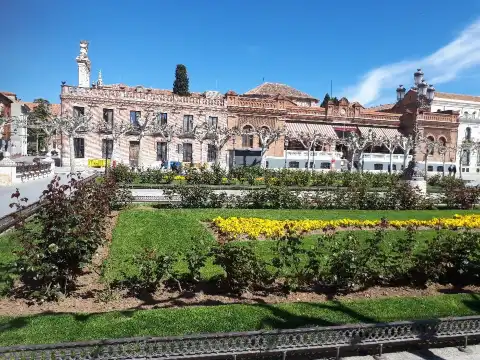 Hoteles cerca de Plaza Cervantes