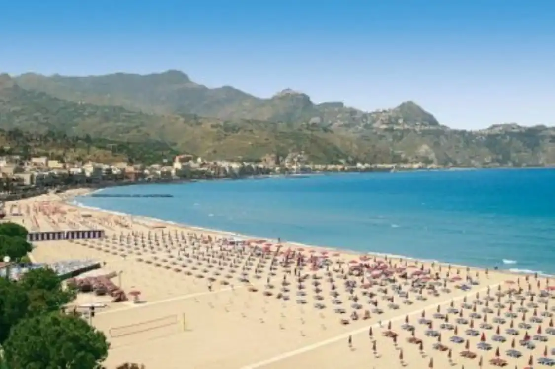Hotel in zona Spiaggia Recanati Teocle Giardini Naxos