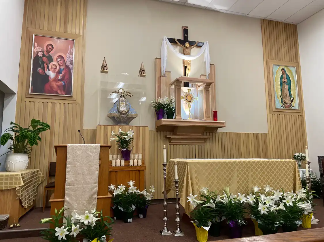 Hotels near Holy Family Church