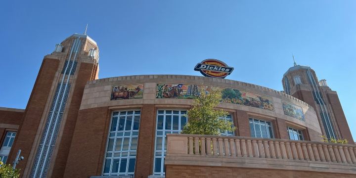 Dickies Arena