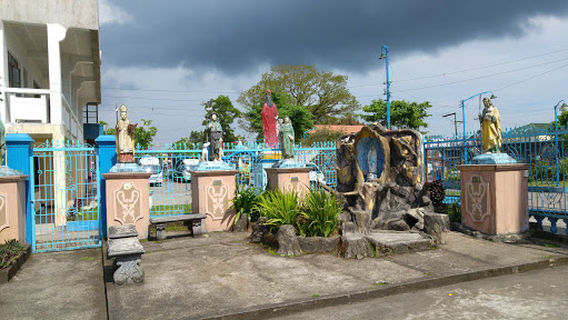 Luisiana Laguna's Plaza