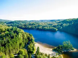 Camping La Pinède