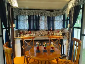 Santa’s Clubhouse