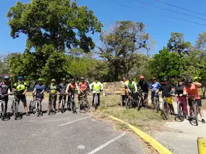 Parque Las Mayitas.