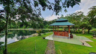 Selokambang Natural Pool and Lake