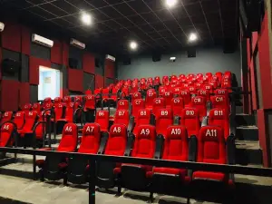 Cinemas 81