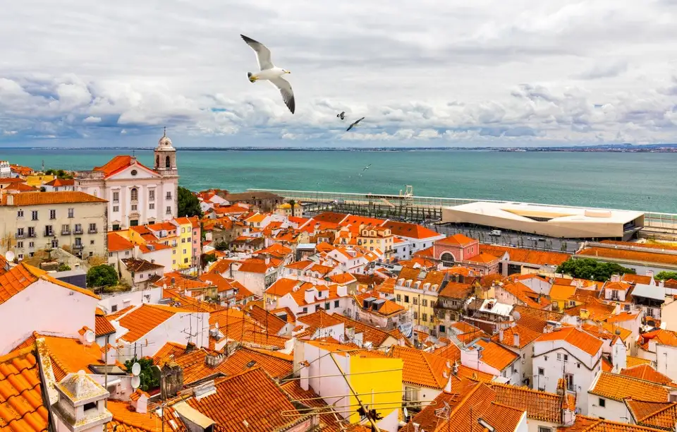 2_Alfama