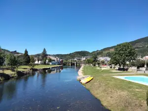 Playa fluvial de Vega de Espinareda