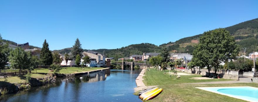 Playa fluvial de Vega de Espinareda