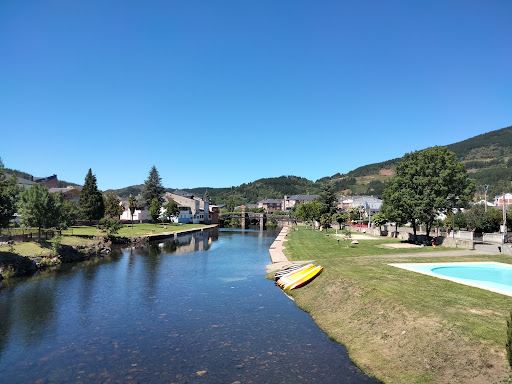 Playa fluvial de Vega de Espinareda