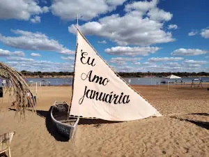 Praia de Januária