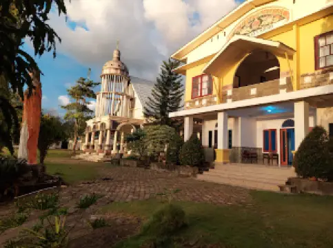 Bukit Hati Kudus, Setolo-Darit