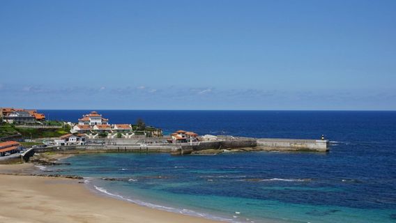 Comillas Beach