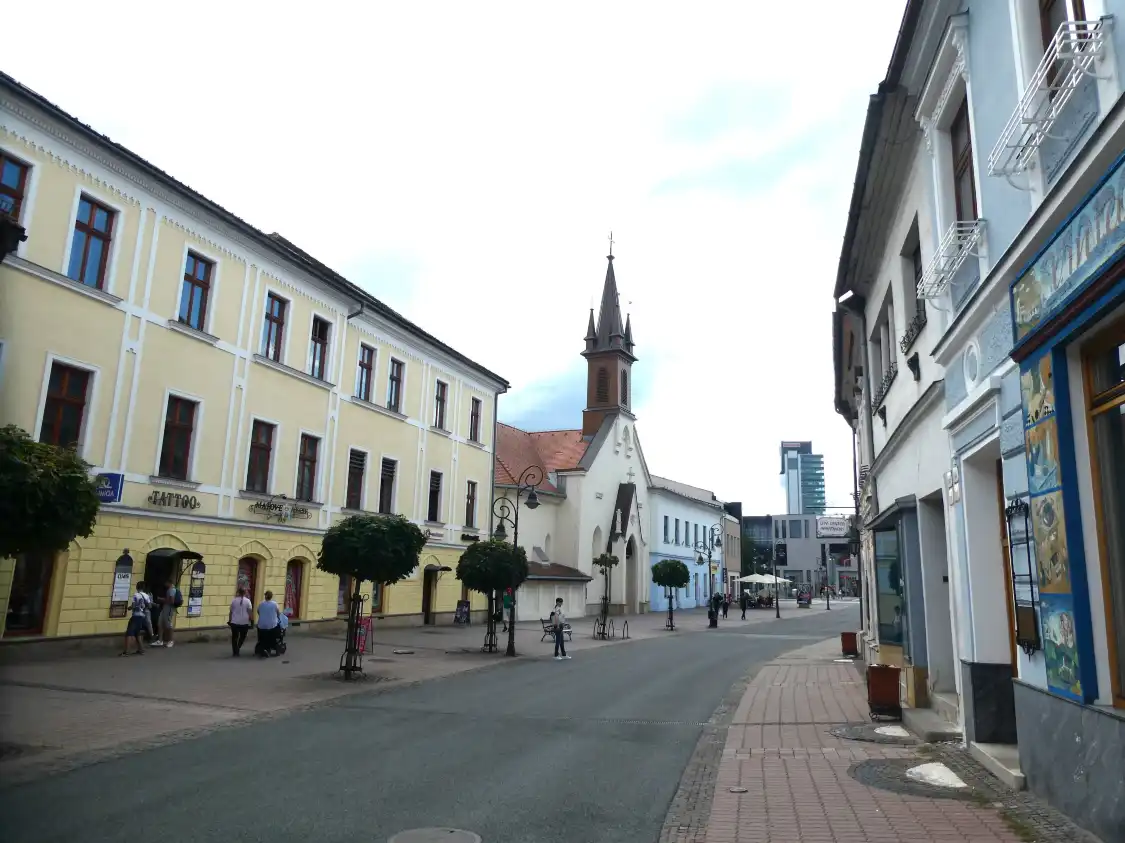 Church of St. Elizabeth (Spitalsky)附近的飯店
