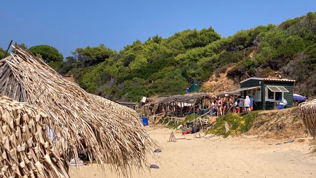Mandraki Beach