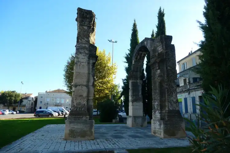 Hotels in Taillades