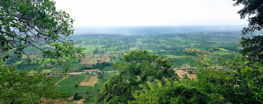 Prasat Khnar turnoff