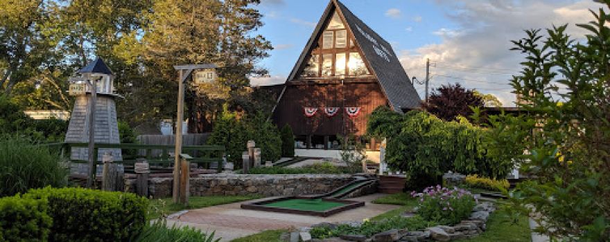 Holiday Hill Miniature Golf