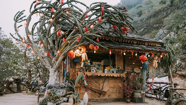 Thung Lũng Mận Mu Náu