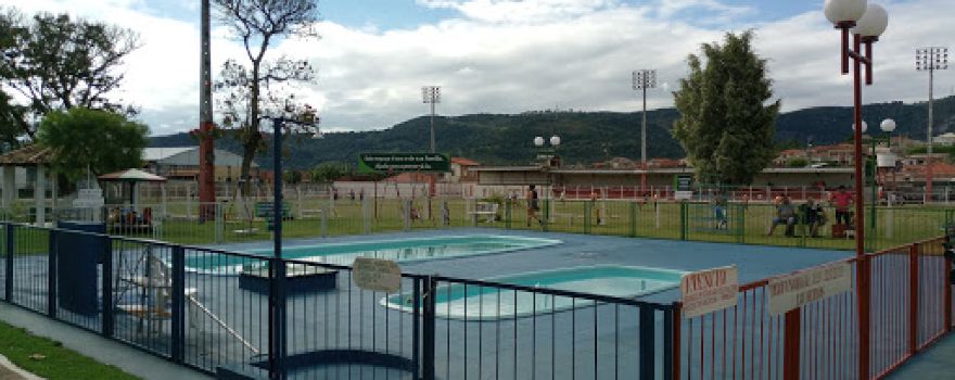 Dr. Julio Meireles Square Sports