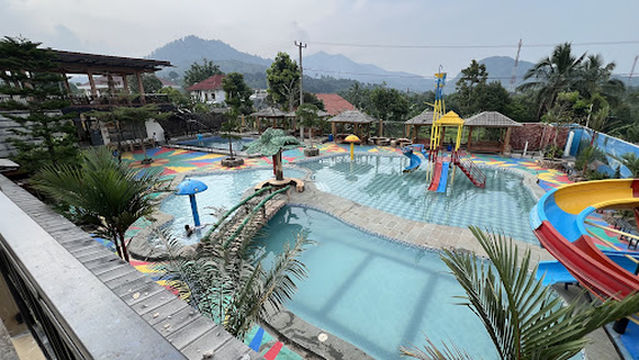 Arjuna Swimmingpool