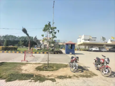 エマアーン CITY