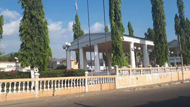 Cancha Pública Templo Minerva