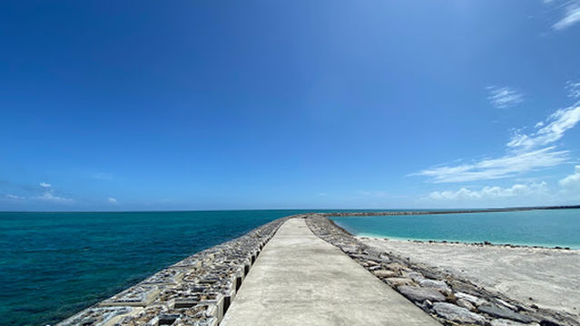 Minaminuhamacho Jinko Beach
