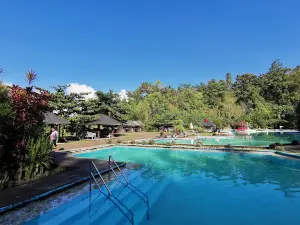 Butanas Swimming Pool