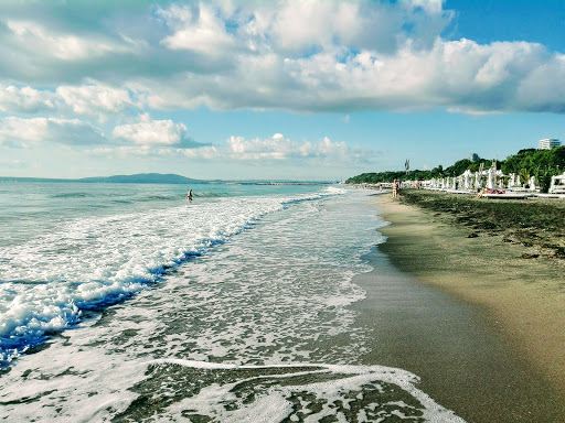 Плаж Бургас - Beach Burgas