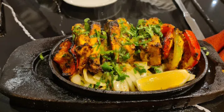 Royal Tandoori