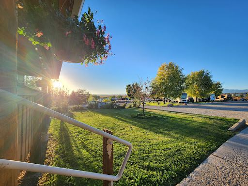 Blue Mountain RV & Trading
