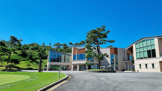 Royal Foret Country Club