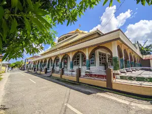 Masjid Raya Al Hikmah Usuku