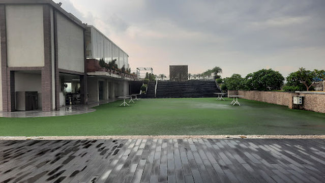 Carnival Cinemas Grand Mall