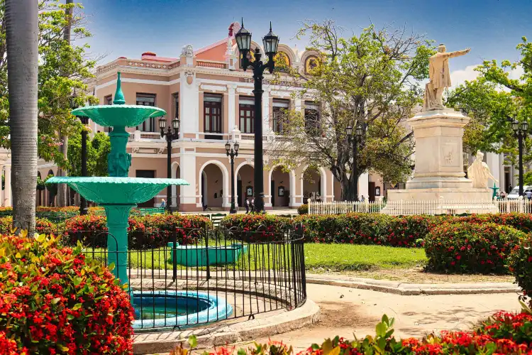 Hotels near Plaza Jose Marti