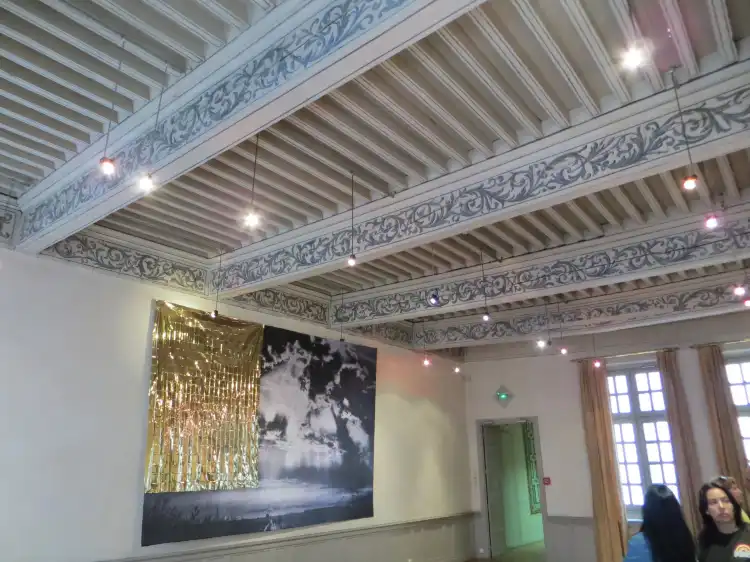 Hotels near Memorial House (Maison des Memoires)